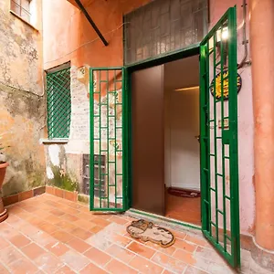 https://maison-della-luce.it-romehotels.com